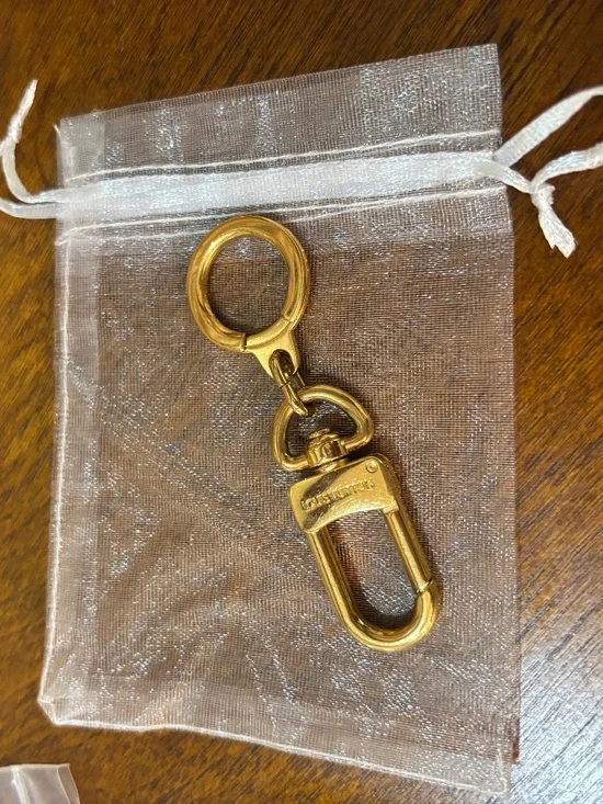 Louis Vuitton Anneau Key Cles Ring in Goldtone Metal - Picture 1 of 4